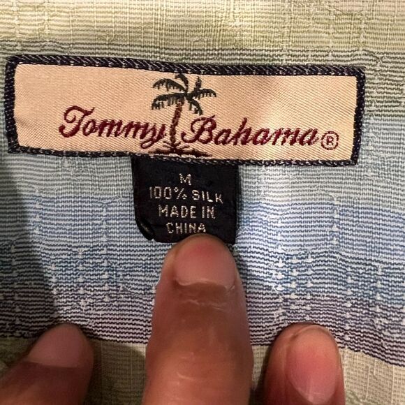 Tommy Bahama 100% Silk Short Sleeve - Picture 4 of 4